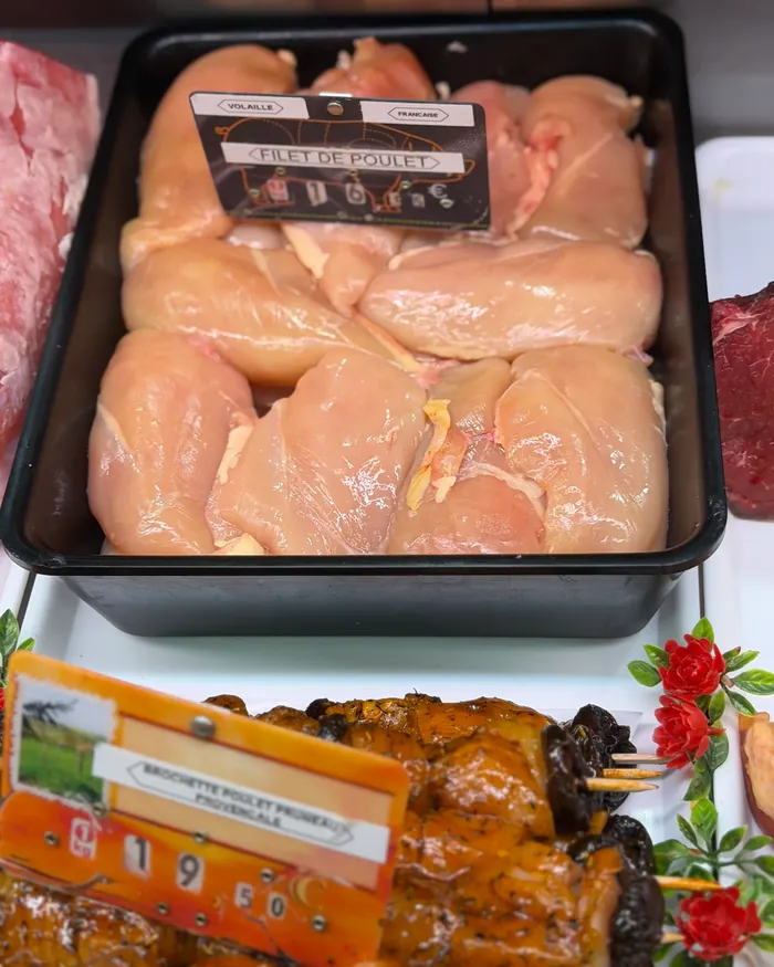 Filets de poulet français et brochettes de poulet maison